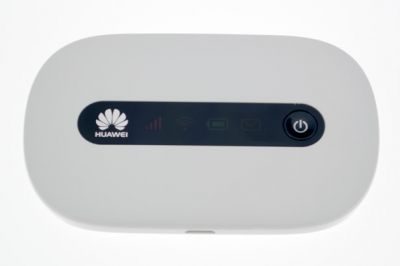 Cooltool: Huawei E5220 Mobiler Wifi WLAN-Router